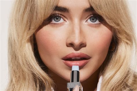 prada elle|Prada Beauty Announces Partnership With Sabrina Carpenter.